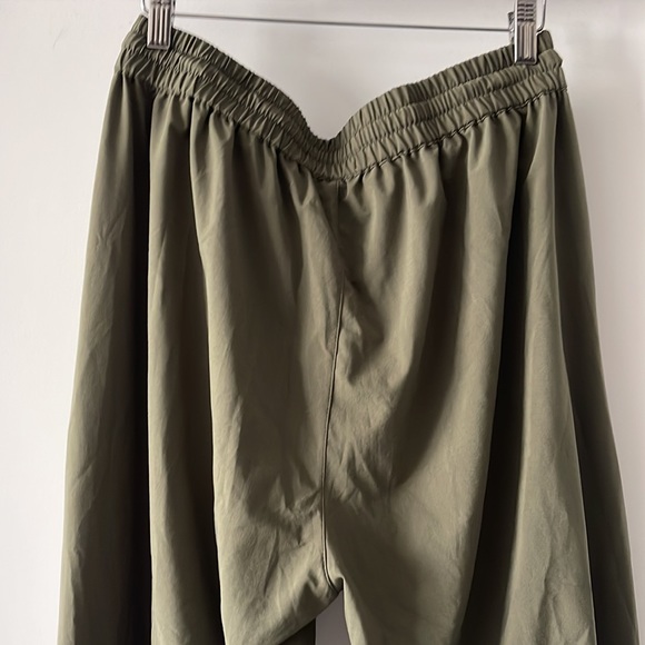 Aritzia-TNA Jogger, Green - Picture 5 of 5